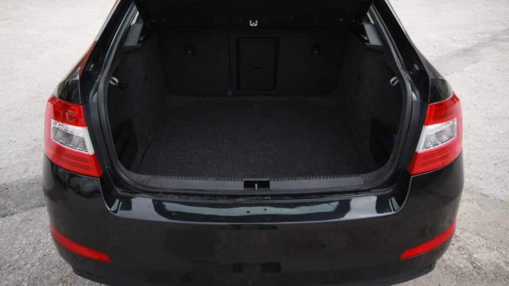 Rent a Car Sarajevo Škoda Octavia Black for Rent