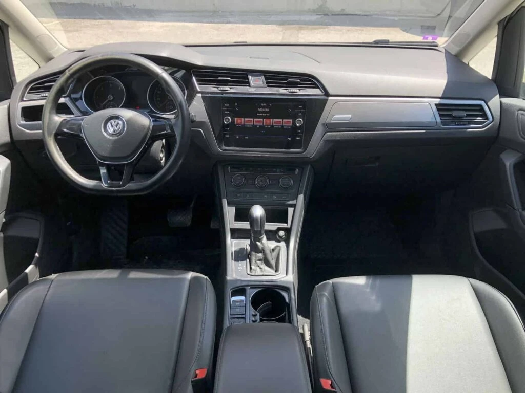 Volkswagen Touran 7 sjedišta - Volkswagen Touran 7 seats