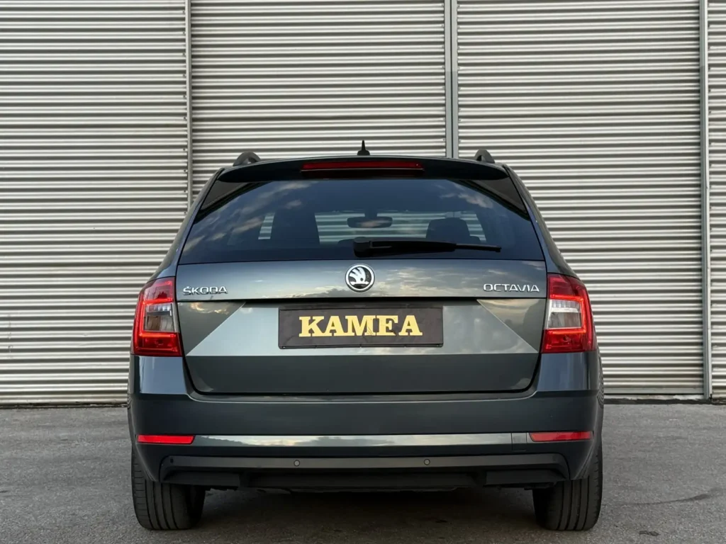 rent-a-car-sarajevo-skoda-octavia-automatic-kamea (11)