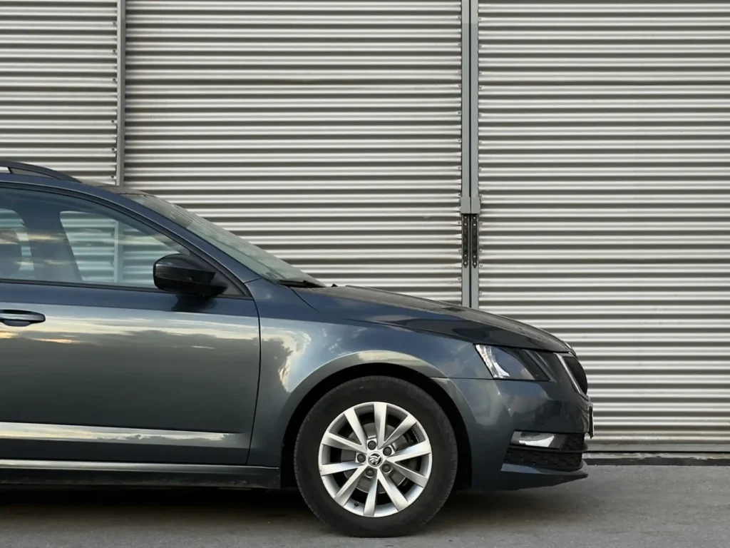 rent-a-car-sarajevo-skoda-octavia-automatic-kamea (7)