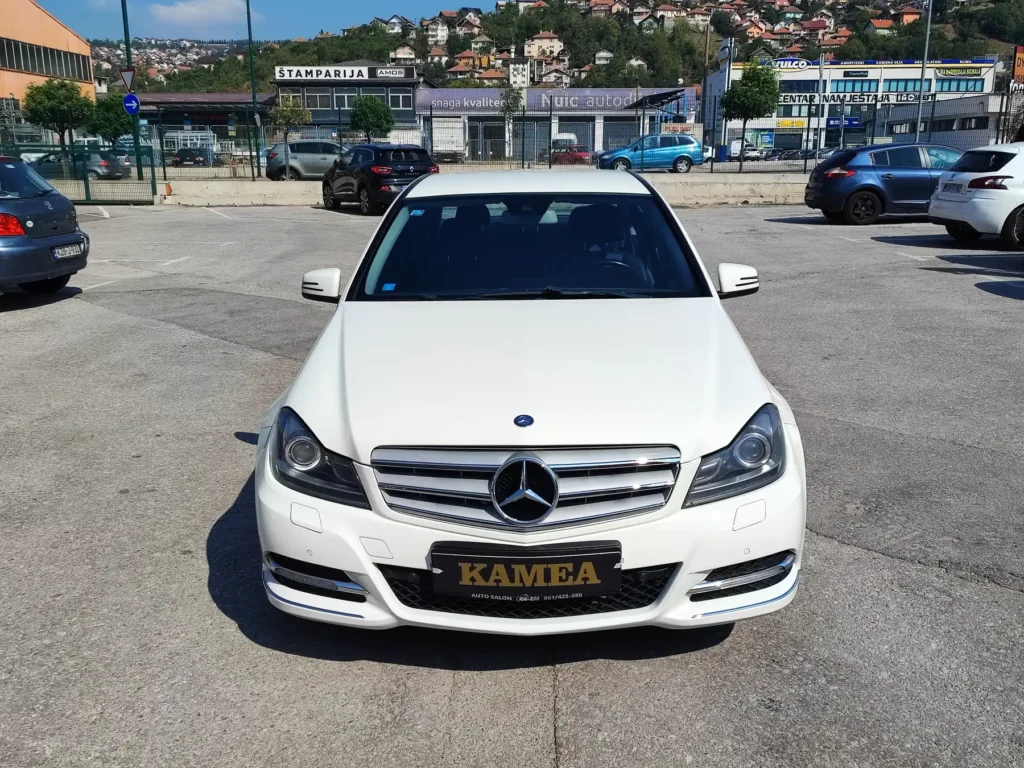 rent-a-car-sarajevo-kamea-mercedes (2) - optimized web