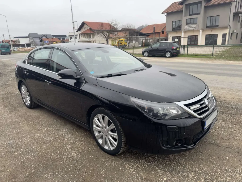 Rent a car Sarajevo - Renault Latitude - rent a car near me