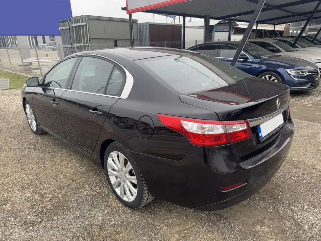 Rent a car Sarajevo - Renault Latitude - rent a car near me