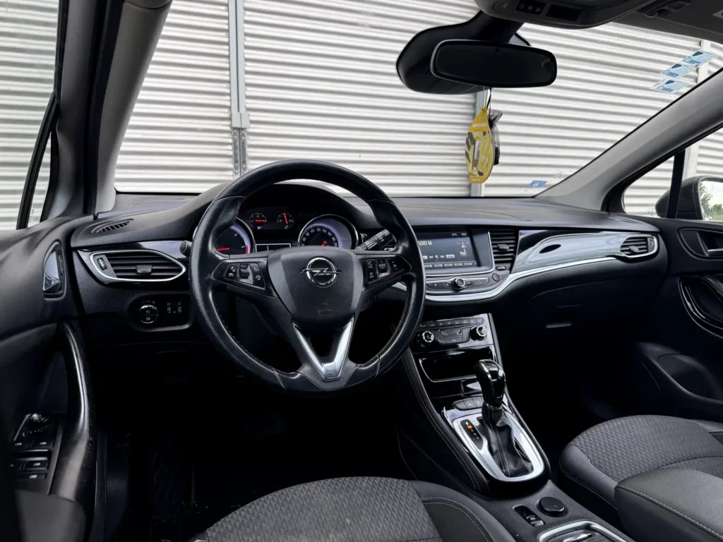 Rent-a-car-sarajevo-kamea-opel-astra-1 (14)-opt1