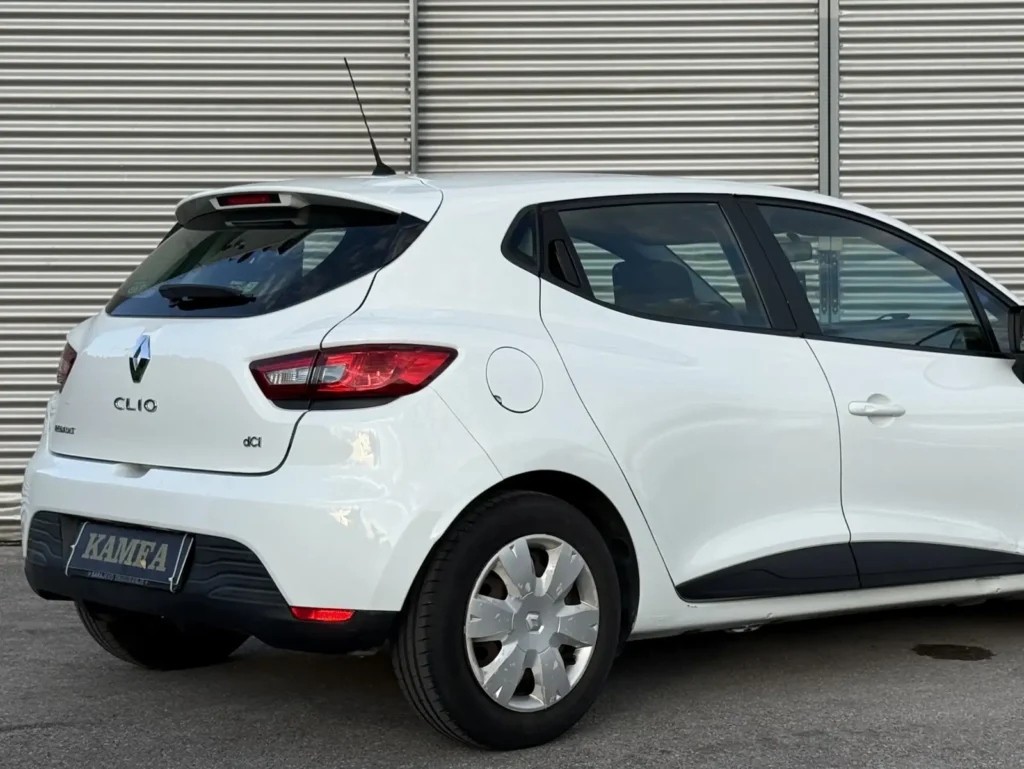 Rent-a-car-sarajevo-kamea-renault-clio (29)-opt1